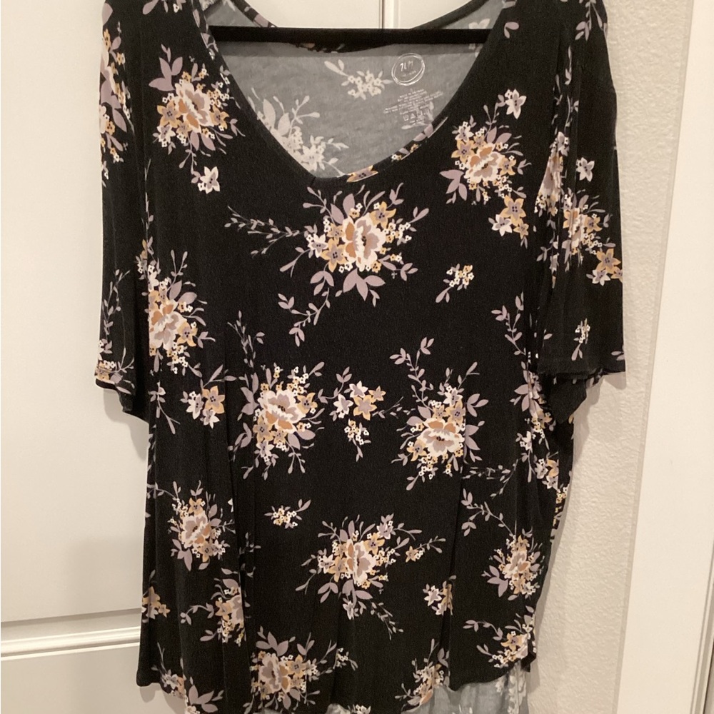 Maurices Black and Pink Floral Short Sleeve Blouse